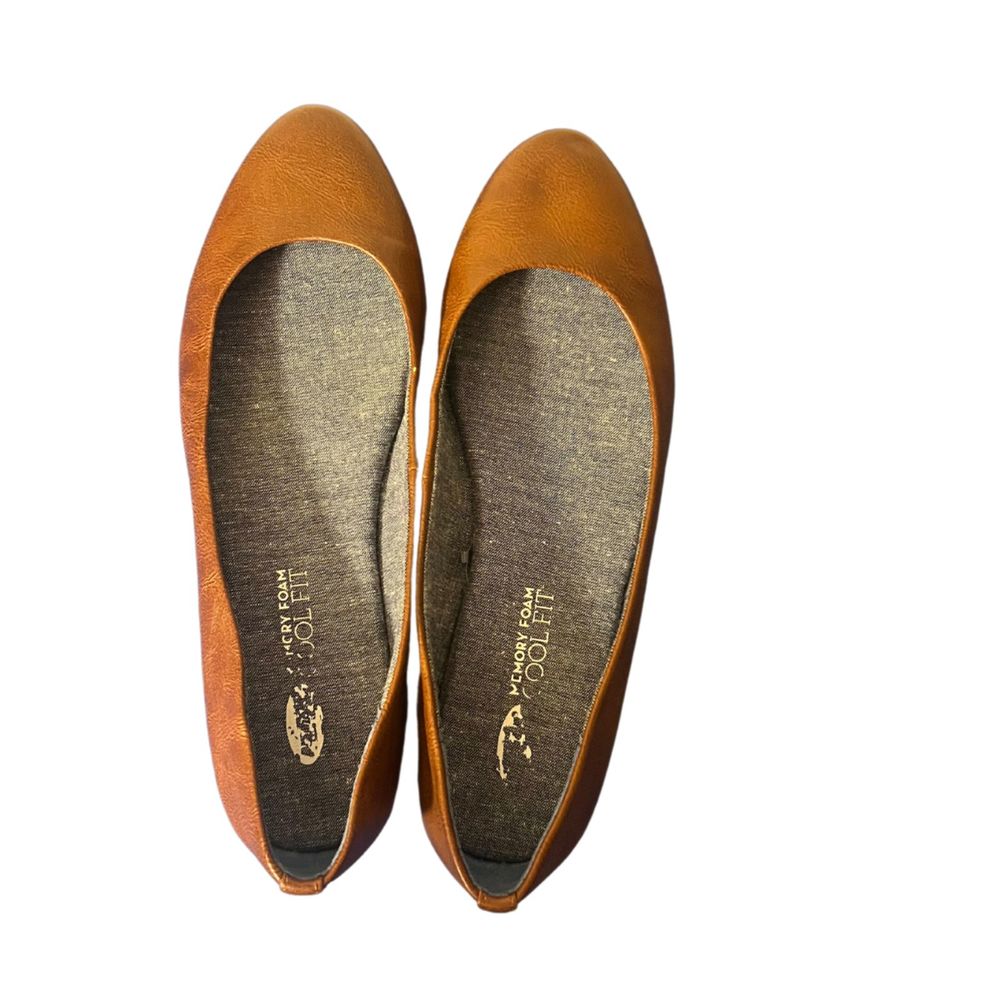 Dr. Schroll's Women's Giorgie Memory Foam Flat